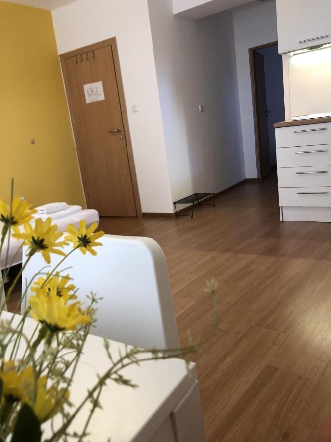 Aparthotel Elly Pomorie Bagian luar foto