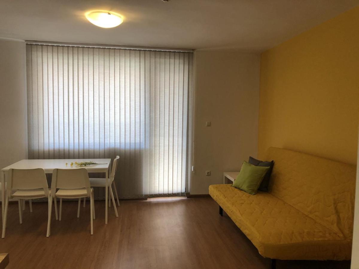 Aparthotel Elly Pomorie Bagian luar foto