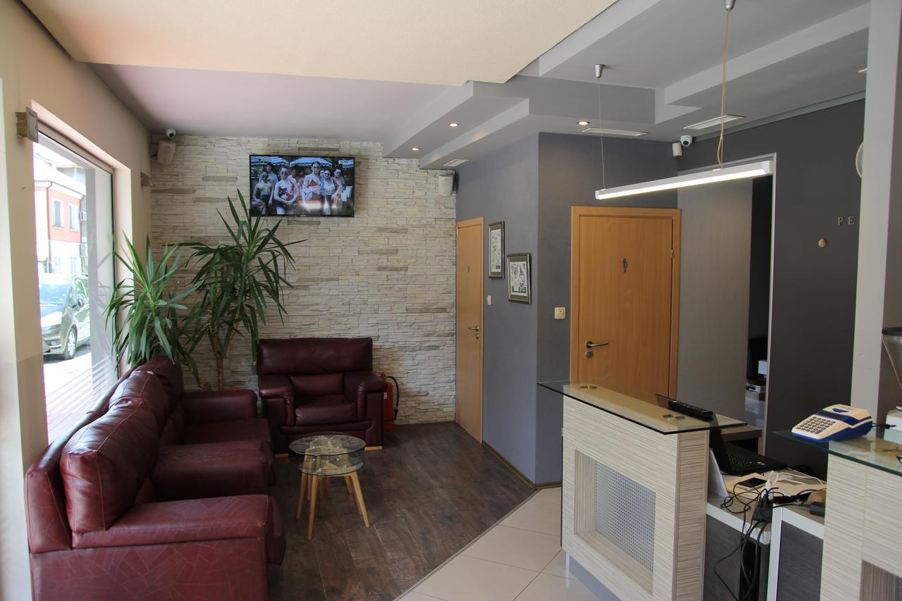 Aparthotel Elly Pomorie Bagian luar foto