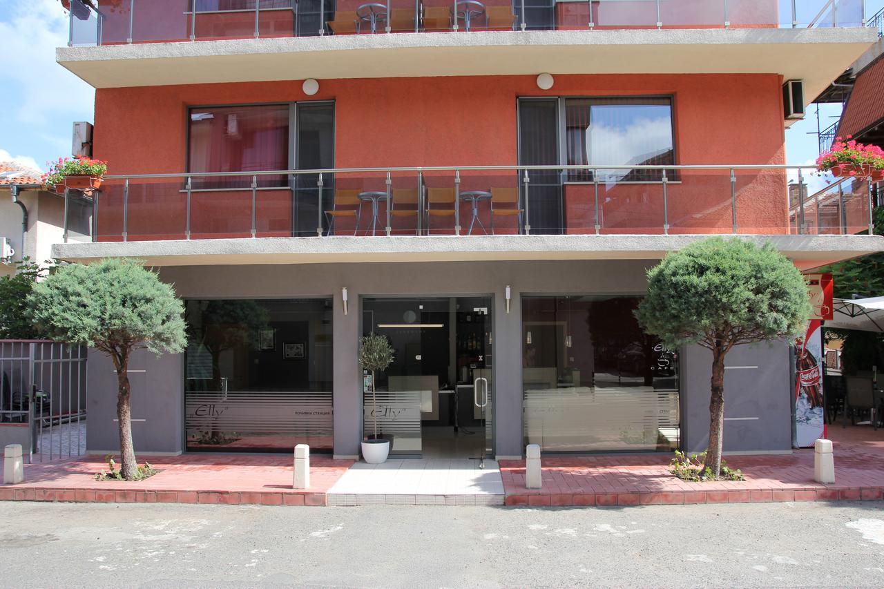 Aparthotel Elly Pomorie Bagian luar foto